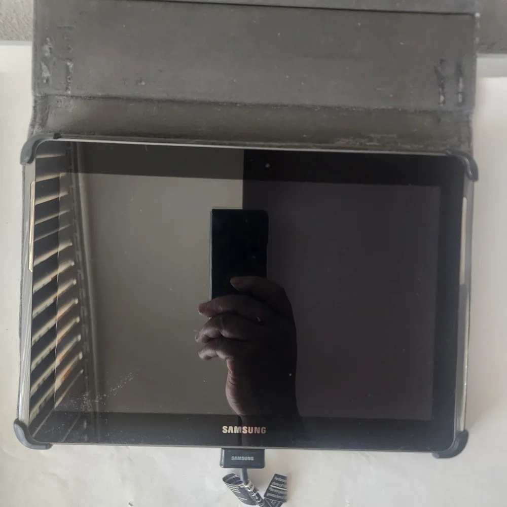 Samsung Black Tablet